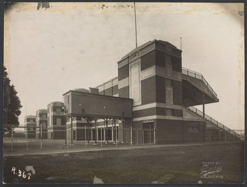 Stand at Caulfield Racecourse at time of construction, c. 1927
