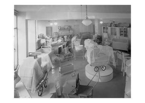 "London Baby Carriages, 2nd. floor, Century Building, 125-133 Swanston St., Melbourne, showing prams and other baby furniture", c. 1948