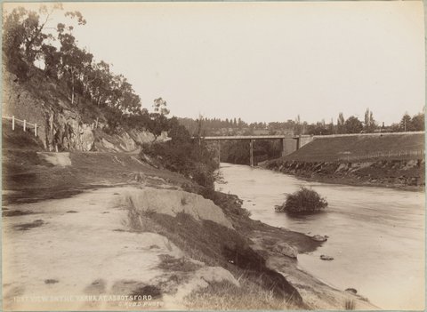 View on the Yarra at Abbotsford, 1892–1900
