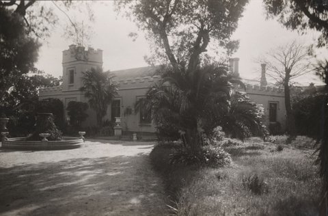 "Castlefield" Brighton, one of Melbourne's historic homes, 1933