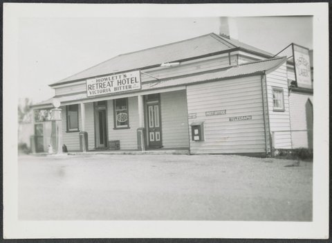 Howlett's RETREAT HOTEL, Sandringham, 1930–40