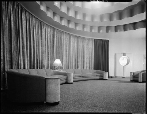 "Padua Theatre, Brunswick, operated by Hoyts Theatres.", 1937