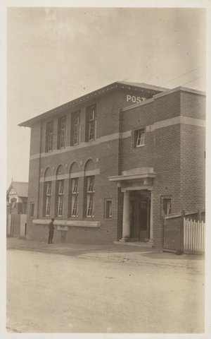 Malvern Post Office and Exchange, 1917–30