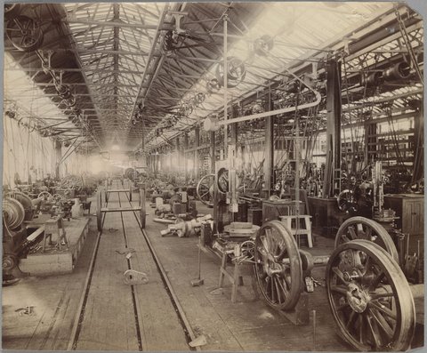 Newport Wheel Shop, c. 1915