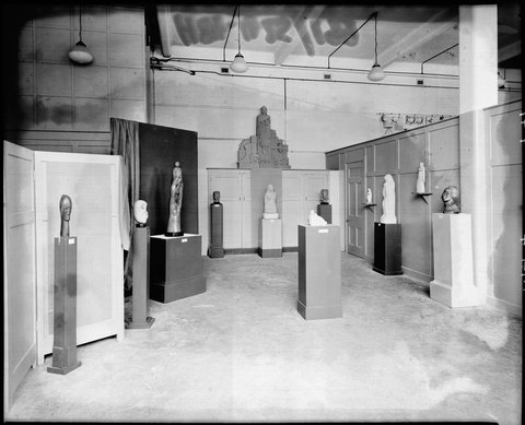 Walk in exhibit with busts and statues, Melbourne Technical College (R.M.I.T.), 1947
