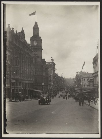View of Bourke Street, looking across Elizabeth St, 1918