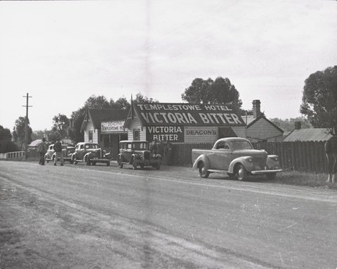Deacon's Templestowe Hotel, c. 1940