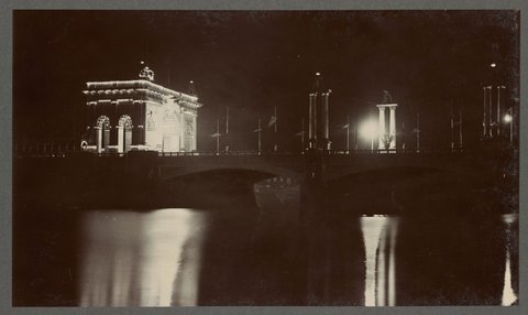 THE CITY ARCH. Eastern aspect of illumination from the Yarra Yarra River, 1901