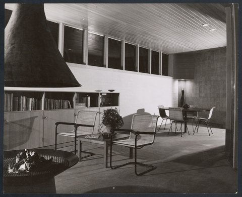 24 Hill Street, Toorak, 1952–53