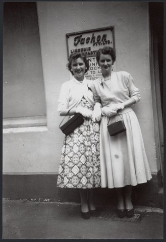 Photographs relating to Fachon Pty Ltd., Flinders Lane, Melbourne, 1953–54