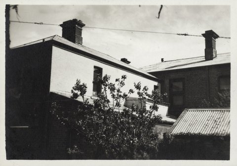 Exchange Hotel Point Nepean Road Cheltenham, 1943