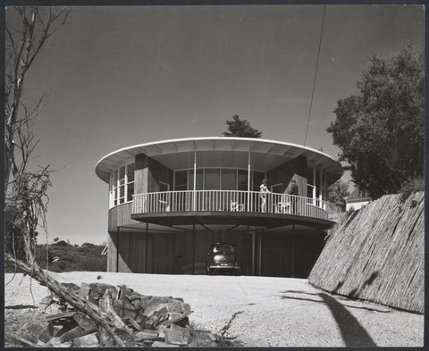 Henty House, Frankston, Victoria, 1950–51