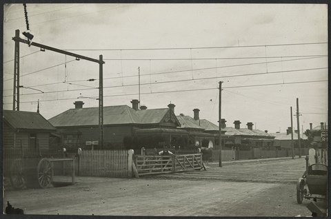 South Kensington to West Footscray, street scenes, 1926–27