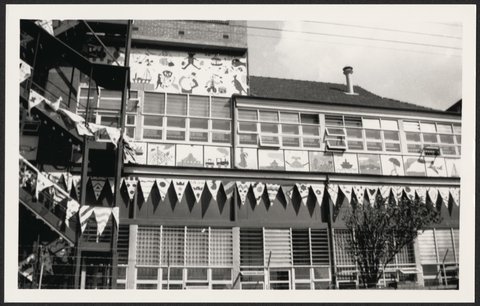 Melbourne at the time of Queen Elizabeth's visit 1954