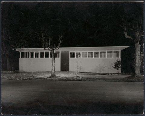 24 Hill Street, Toorak, 1952–53