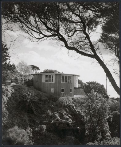 Henty House, Frankston, Victoria, 1950–51