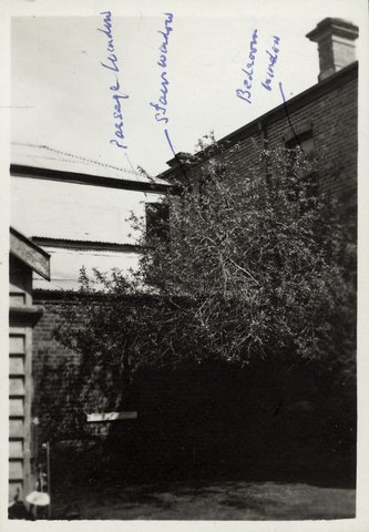 Exchange Hotel Point Nepean Road Cheltenham, 1943