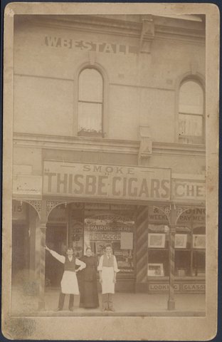 Peg's dad's shop Smith Street Fitzroy, 1900?