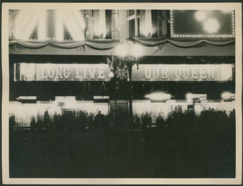 Street scenes of Melbourne at the time of the 1954 Royal Visit