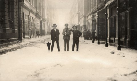 "Hailstorm in central Melbourne, 1921"