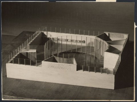 "24 Hill Street, Toorak.", 1952–53