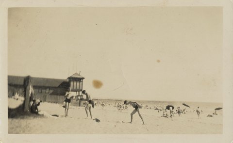 St. Kilda Melbourne Boxing Day 1940 ; Mordialloc Melbourne Dec. 1940