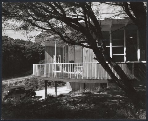 Henty House, Frankston, Victoria, 1950–51