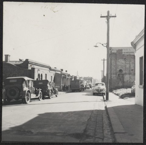 View of unidentified suburban street, Melbourne, 1940–50
