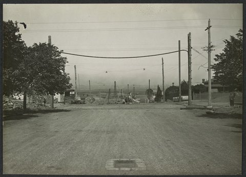 "South Kensington to West Footscray, street scenes", 1926–27