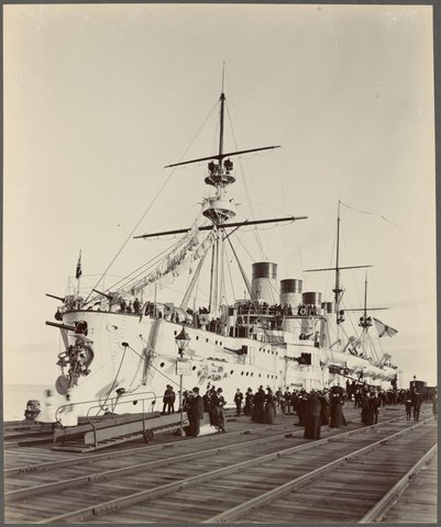 The Russian cruiser "Gromoboi" lying at Port Melbourne Railway Pier, 1901