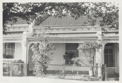 Residential and commercial buildings, Cecil Street, South Melbourne, 1967–69