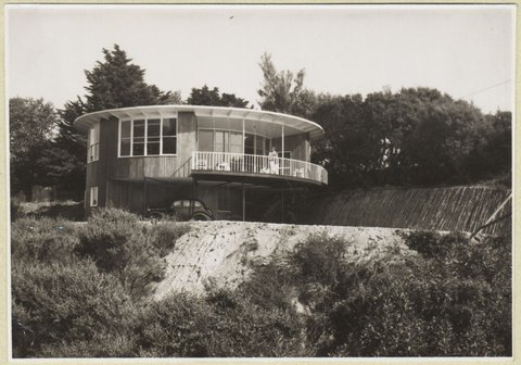 Henty House, Frankston, Victoria, 1950–51