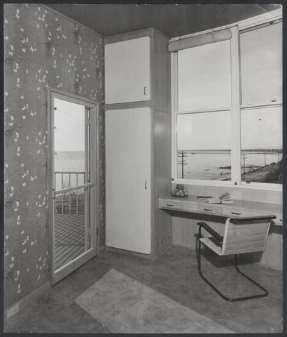 Henty house, Nepean Highway, Frankston, Victoria, 1953