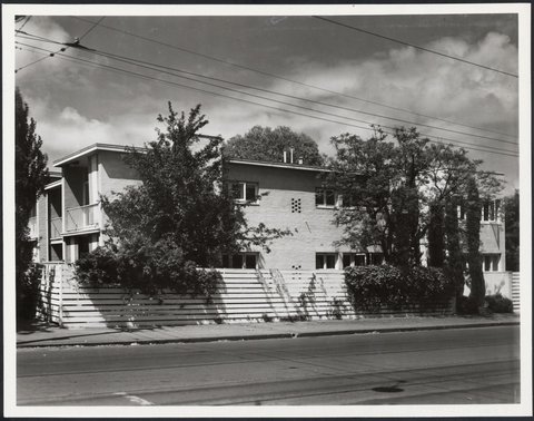 Clendon, batchelor flats, Armadale, Victoria, 1939