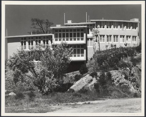 Quamby Flats, Glover Court, Toorak for Mr and Mrs W.E. Champion, 1939