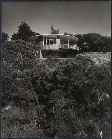 Henty House, Frankston, Victoria, 1950–51