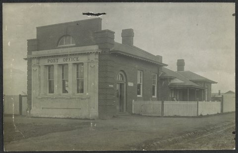 Sunshine Post Office, 1917–30