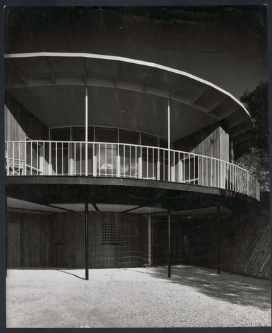Henty House, Frankston, Victoria, 1950–51