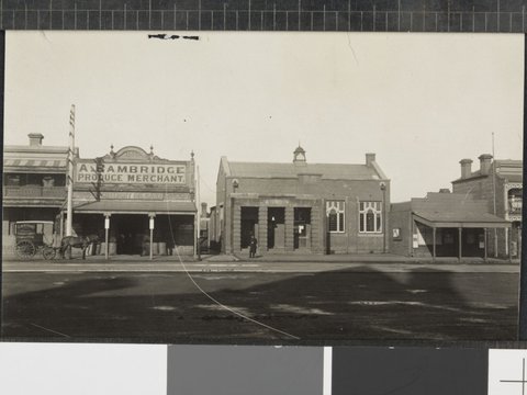 Clifton Hill Post Office, 1917–30