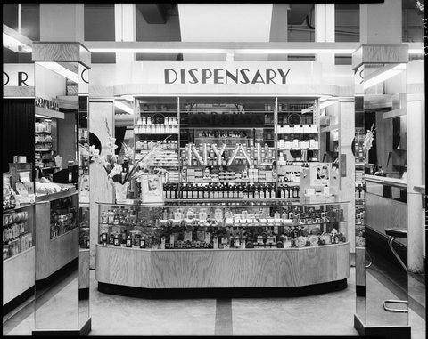 Dispensary counter, Andrews Drug Store, 69 Elizabeth St. Melbourne, 1947