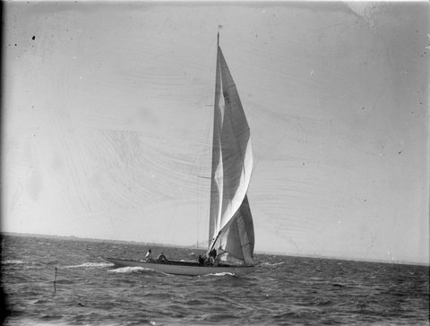 Yacht Vanessa, December 1933, Brighton, 1914–33