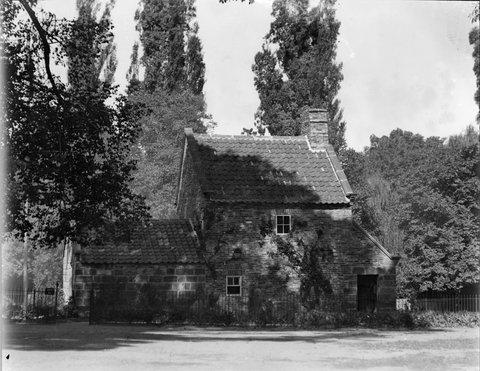Cook's Cottage side view, Fitzroy Gardens, c. 1934