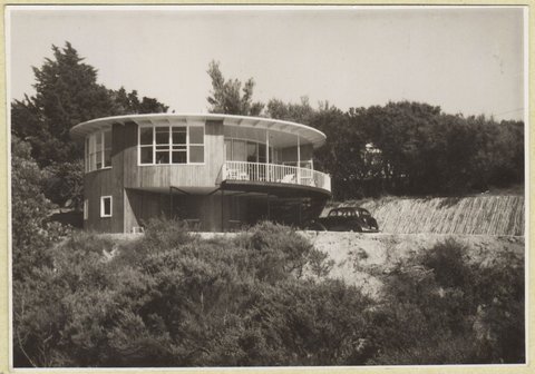 Henty House, Frankston, Victoria, 1950–51