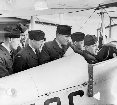 Second group of Empire Air Scheme trainees to begin training at Essendon, these lads entered the elementary flying training school last week, c. 1940