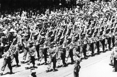 17th Brigade marching through Melbourne, 1940–46