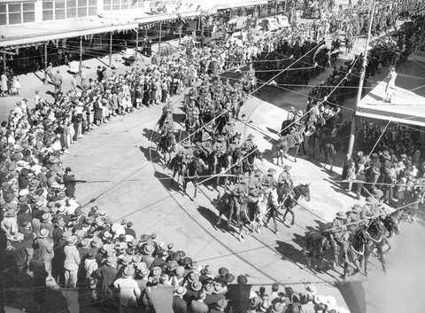 Australian soldiers marching through Melbourne streets, 1940–45