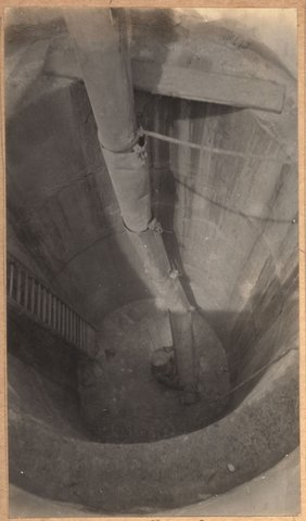 Spencer Street bridge - south abutment, 1928