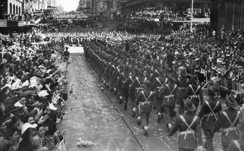 Military procession in Melbourne, Bourke Street and towards Elizabeth Street, 1943