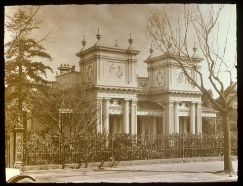 On St. Kilda Rd. Melbourne. 1928 ["Rathgail", 362 St. Kilda Rd. Melbourne]