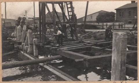 Spencer Street bridge - south abutment, 1928
